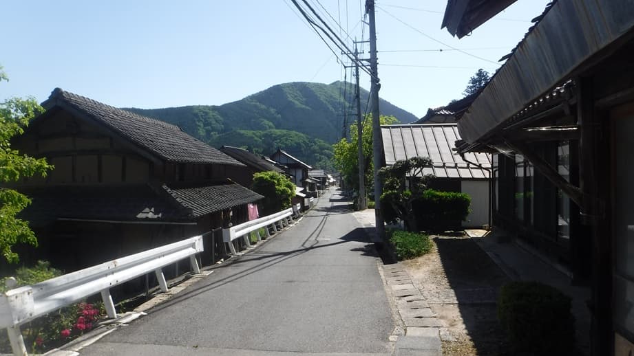 上石見の街並み
