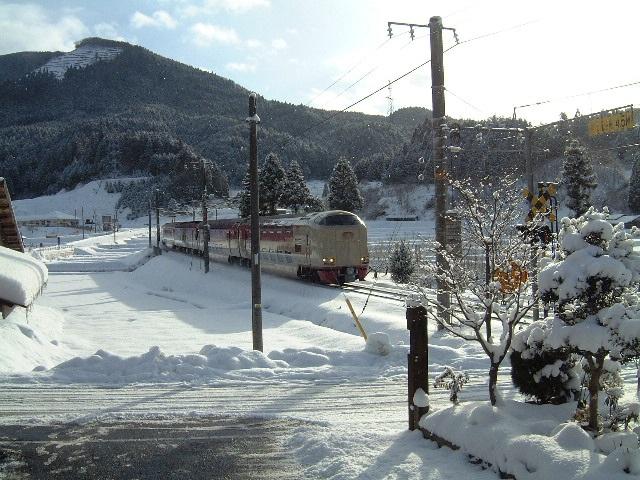 上石見駅の風景